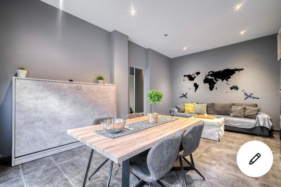 L Apartment